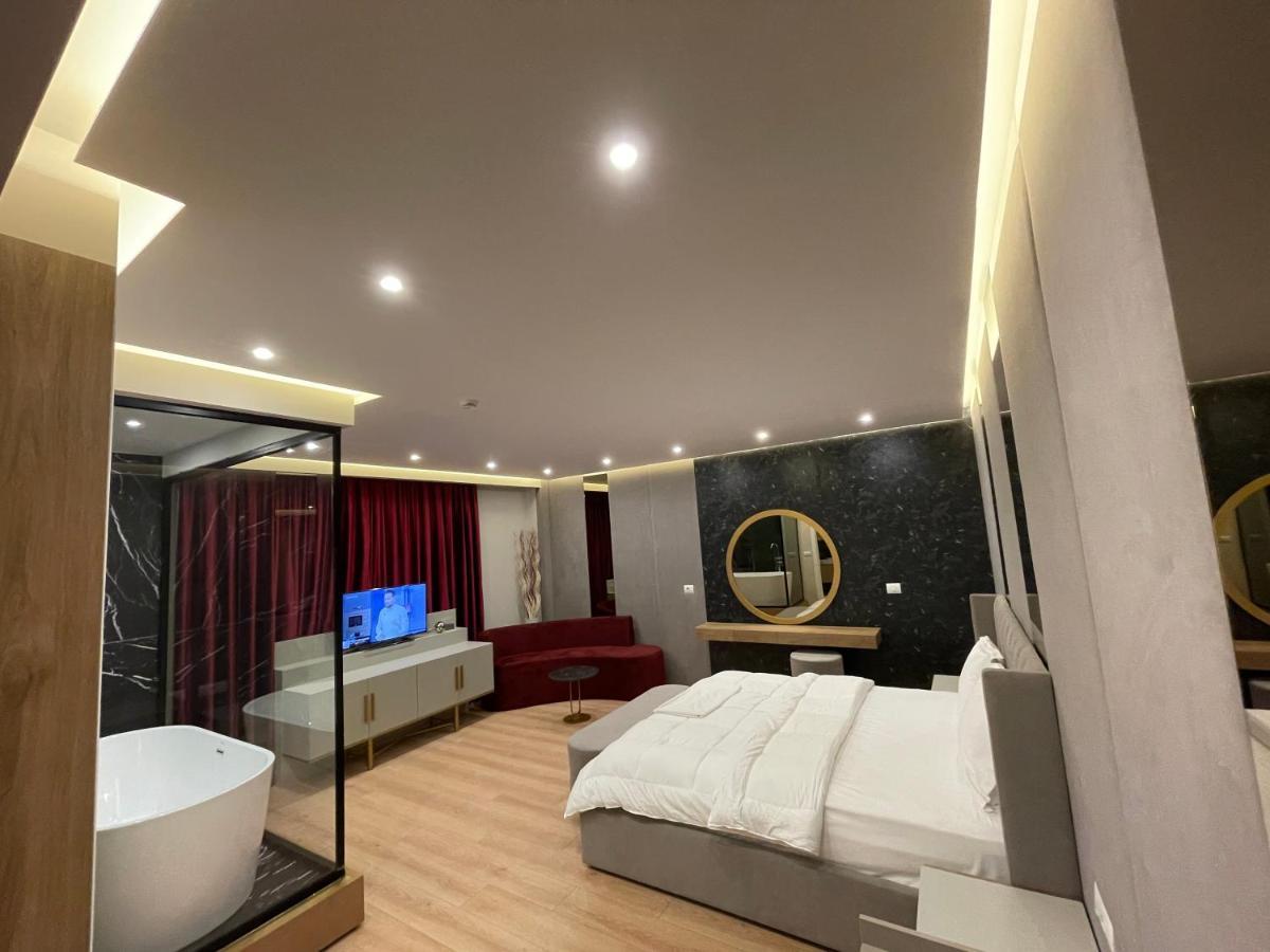 Hotel Colis Kamez Buitenkant foto