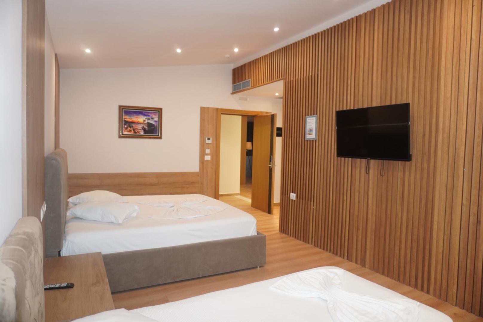 Hotel Colis Kamez Buitenkant foto